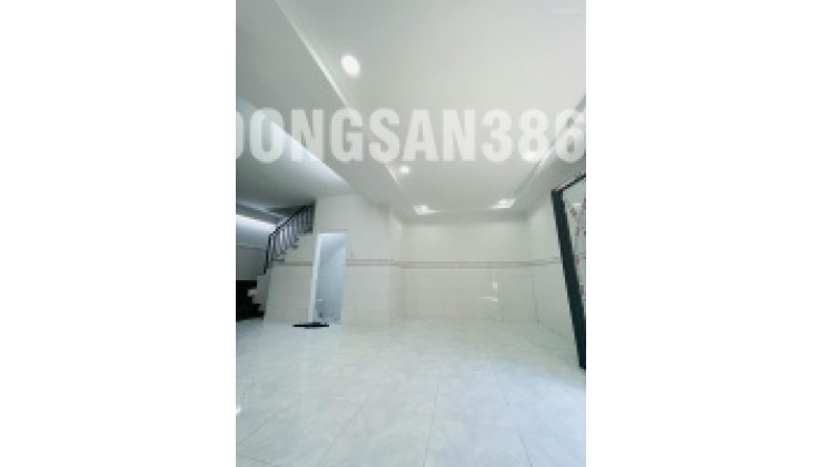 Bán nhà ở đường Lê Đức Thọ, 5 x 27m vuông, 1 trệt 2 lầu giá chỉ 9 tỷ, có thể ở ngay hoặc cho thuê
